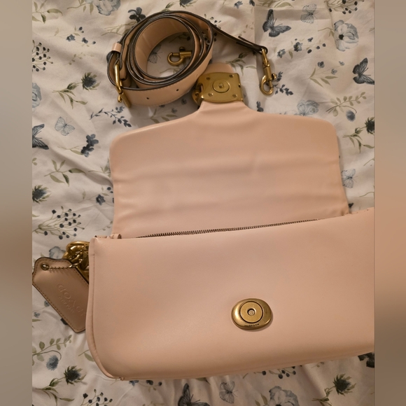 COACH Pillow Tabby 26 Leather Shoulder Bag - Picture 8 of 12